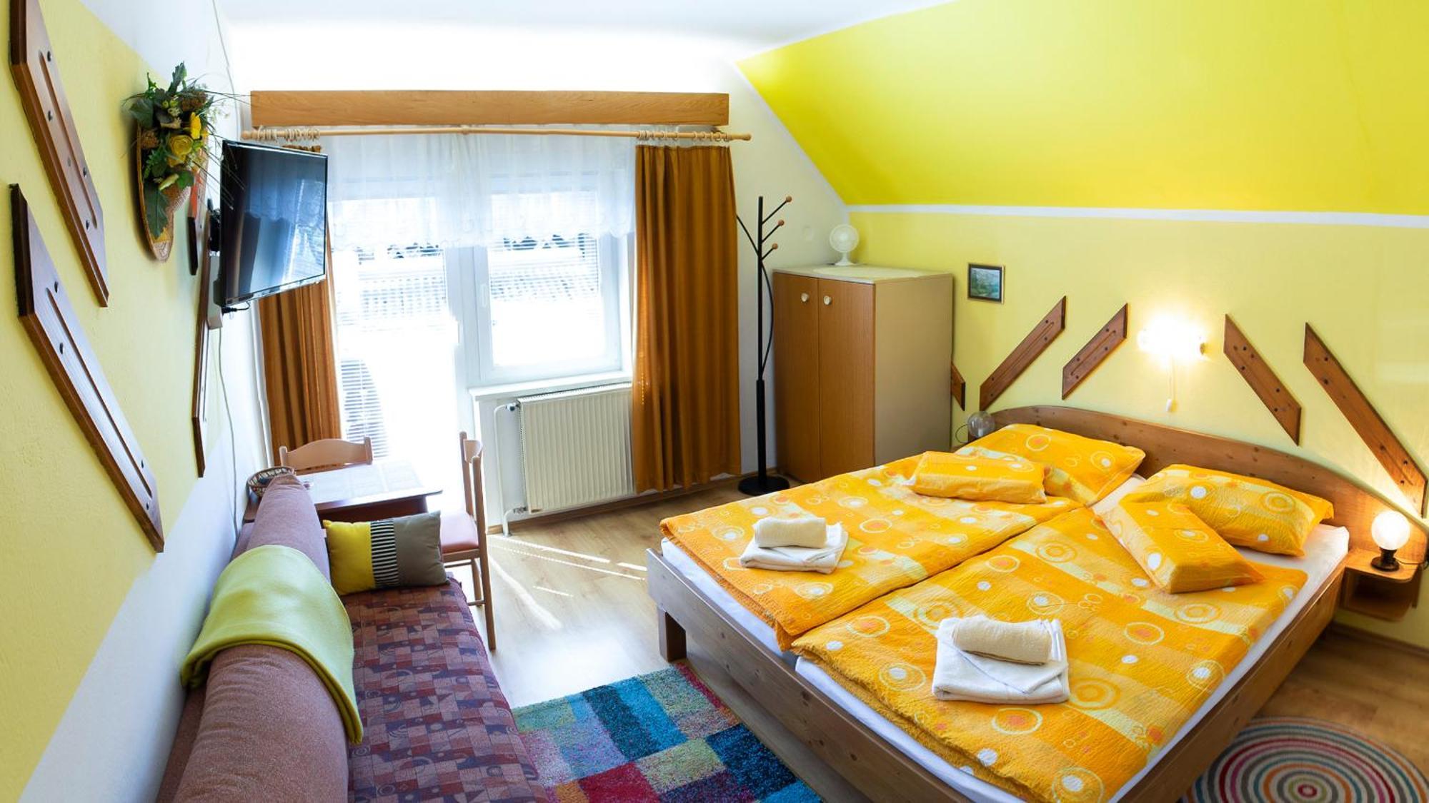 Apartments And Rooms Razen Bohinj Exterior photo