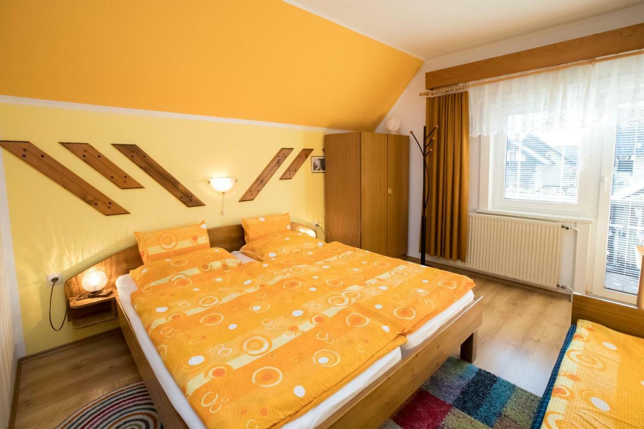 Apartments And Rooms Razen Bohinj Exterior photo